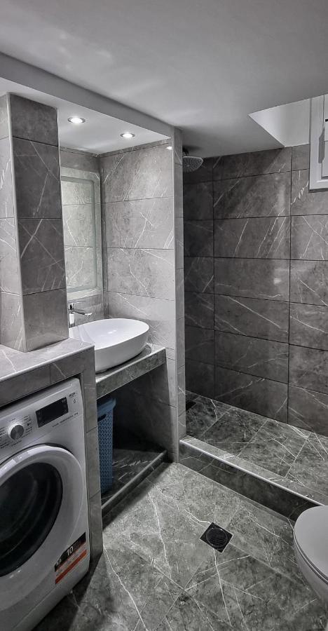 Mimarxos Luxury Apartments Chalkís Esterno foto